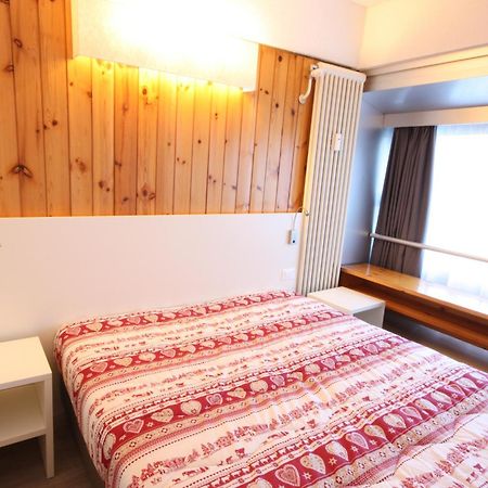 Marilleva 1400 Appartamenti Montana Room photo