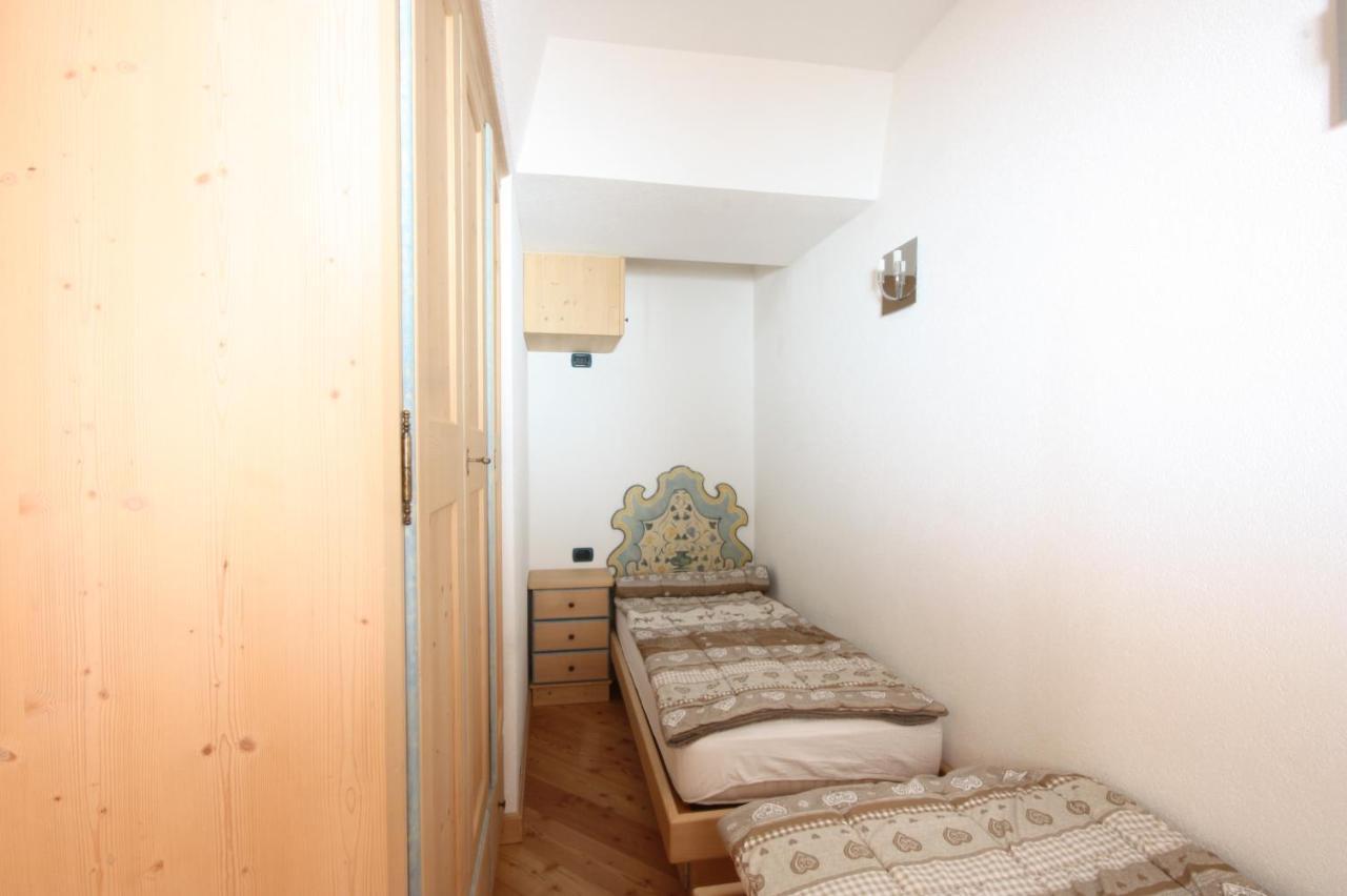 Marilleva 1400 Appartamenti Montana Exterior photo