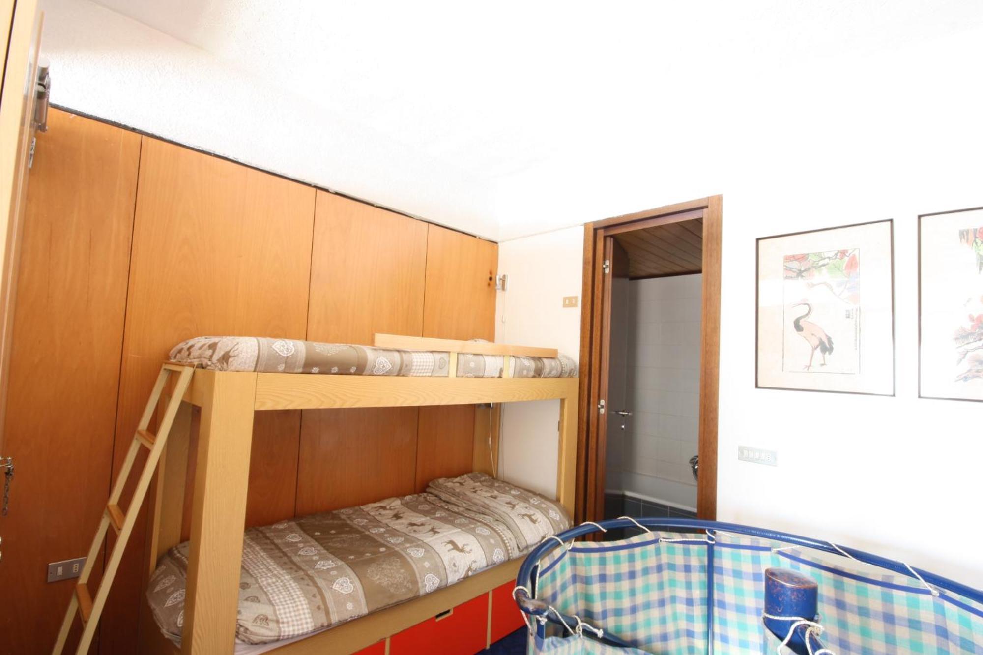 Marilleva 1400 Appartamenti Montana Room photo